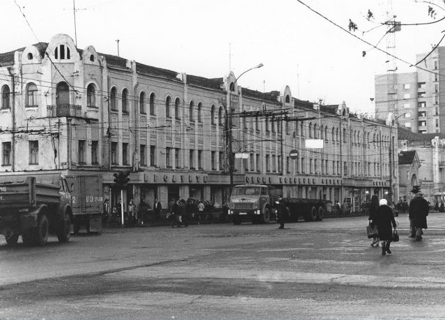 Former monastery hotel in the 1970s. The view from Taganskaya street